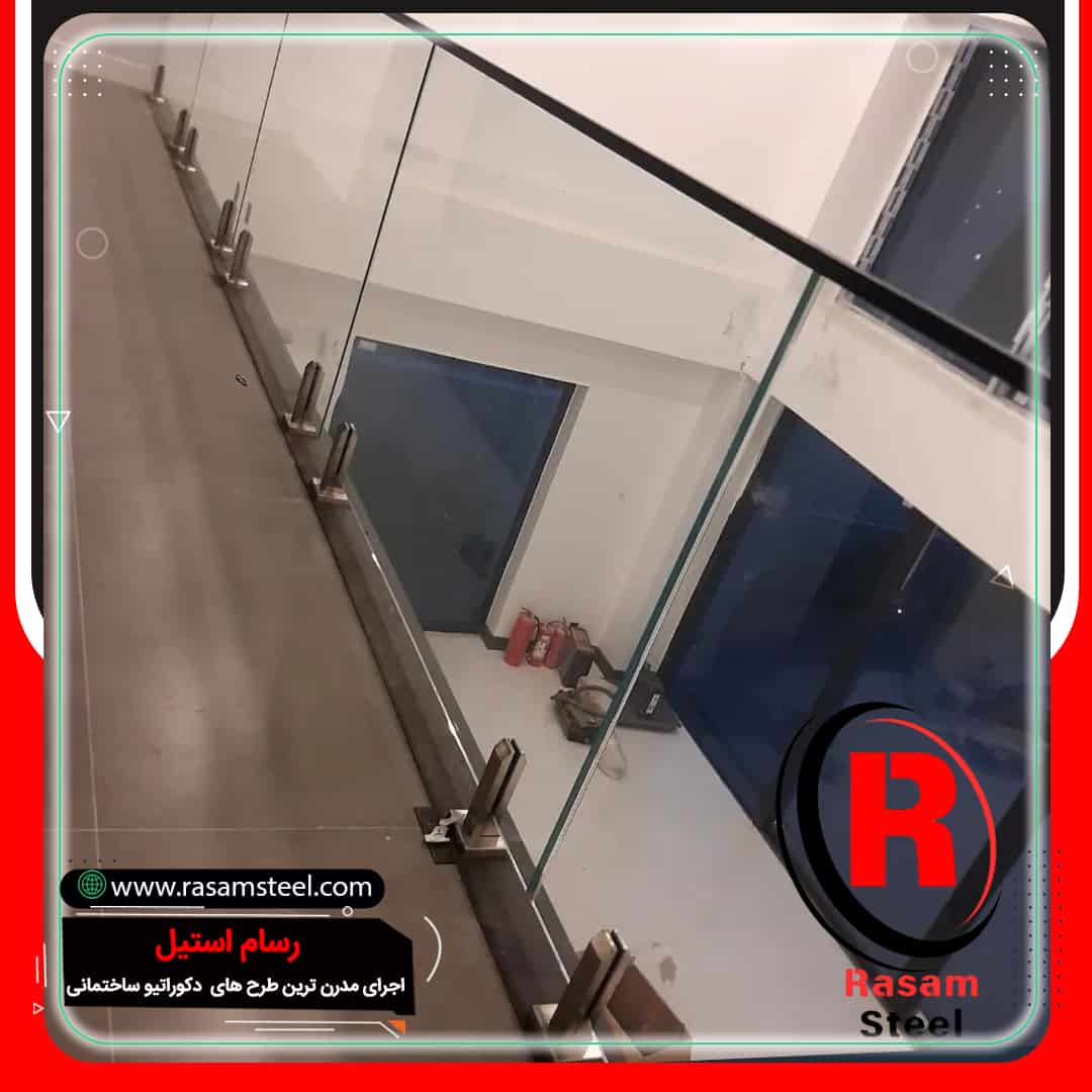 جزئیات نرده شیشه‌ای اسپیگات
